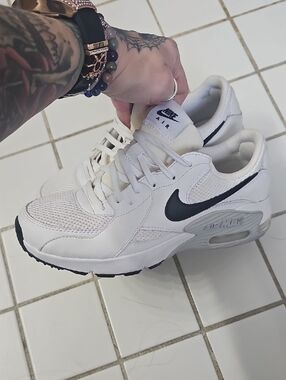 Nike Women’s White and Black Air Max Sneakers